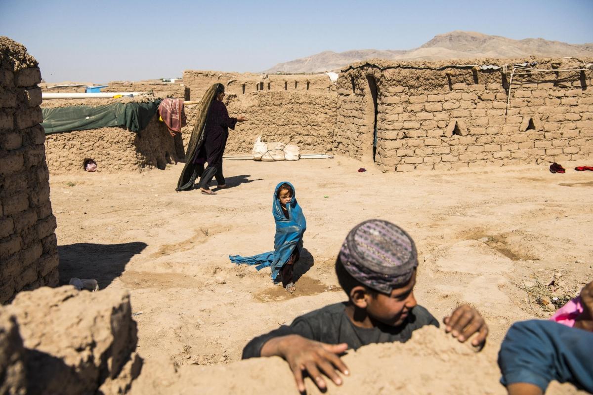 Camp de déplacés de Shahrak-é-Sabz, en périphérie de la ville d'Hérat, Afghanistan, août 2019.
 © Andrew Quilty