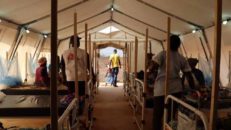 Unité d’hospitalisation pour enfants et adultes de l'hôpital de Titao. Février 2020, Burkina Faso.
 © Noelie Sawadogo/MSF