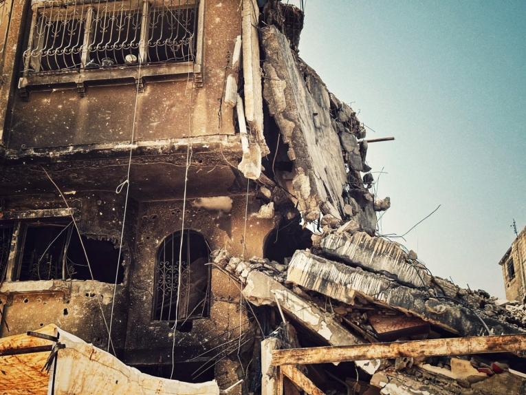 Une maison en ruine, détruite par les combats, 26 mai 2024, Khan Younis, Gaza.&nbsp;
 © Lisa Macheiner/MSF
