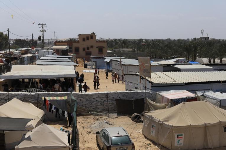 Vue d'un camp de personnes déplacées à Rafah, dans le sud de la bande de Gaza. Mars 2024.
 © Mariam Abu Dagga/MSF