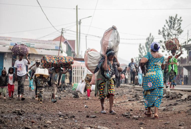 Personnes arrivant à Goma après avoir fui les affrontements armés dans le Nord et le Sud-Kivu.
 © Jospin Mwisha