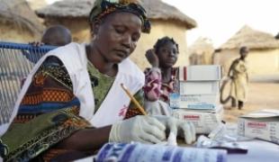 Mali décembre 2009. Le paludisme y est en problème majeur pendant la saison des pluies