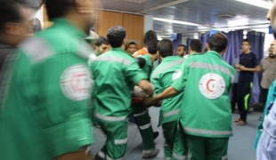 Al Shifa les ambulanciers amènent deux de leurs collègues